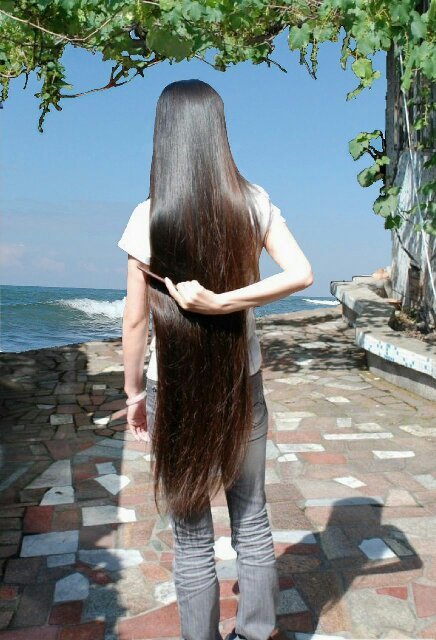 秀丝顿植物养发馆加盟之秀丝顿植物染发